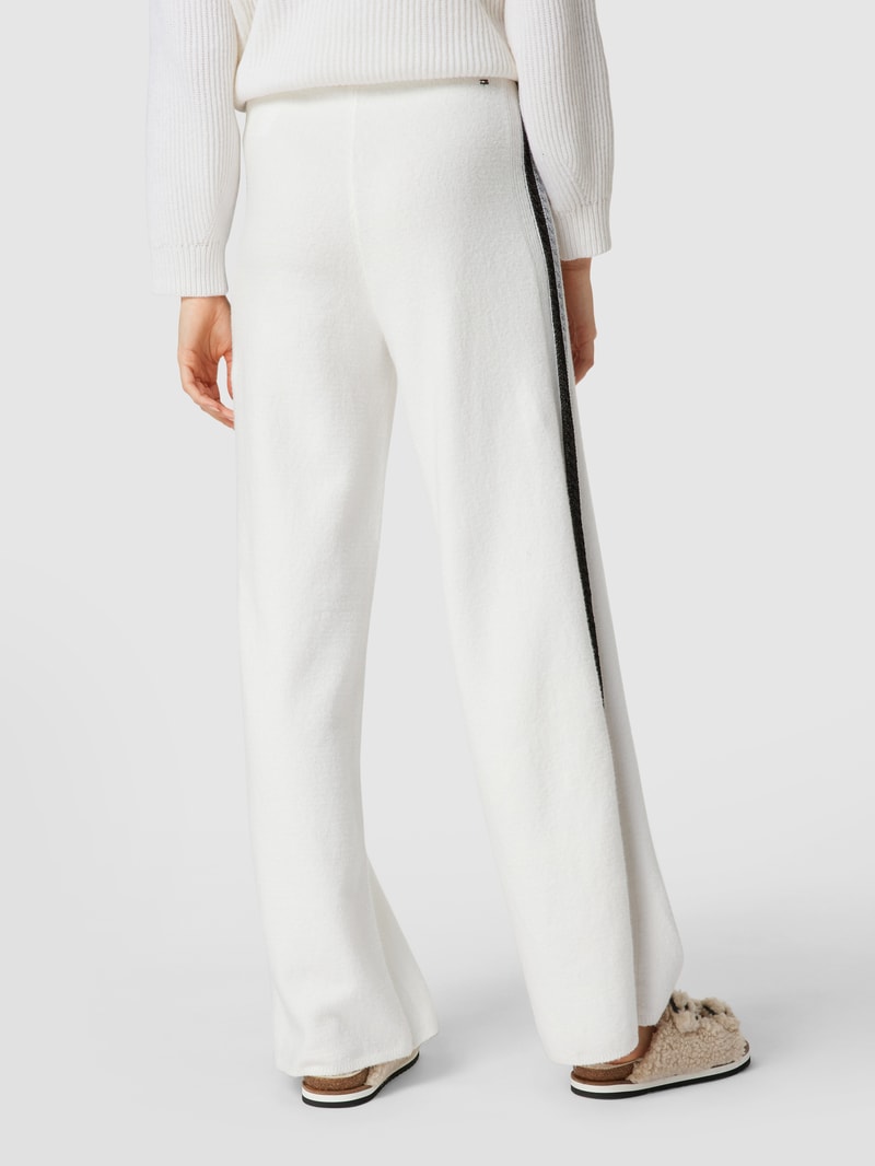 Flared Leg Hose mit Effektgarn in offwhite