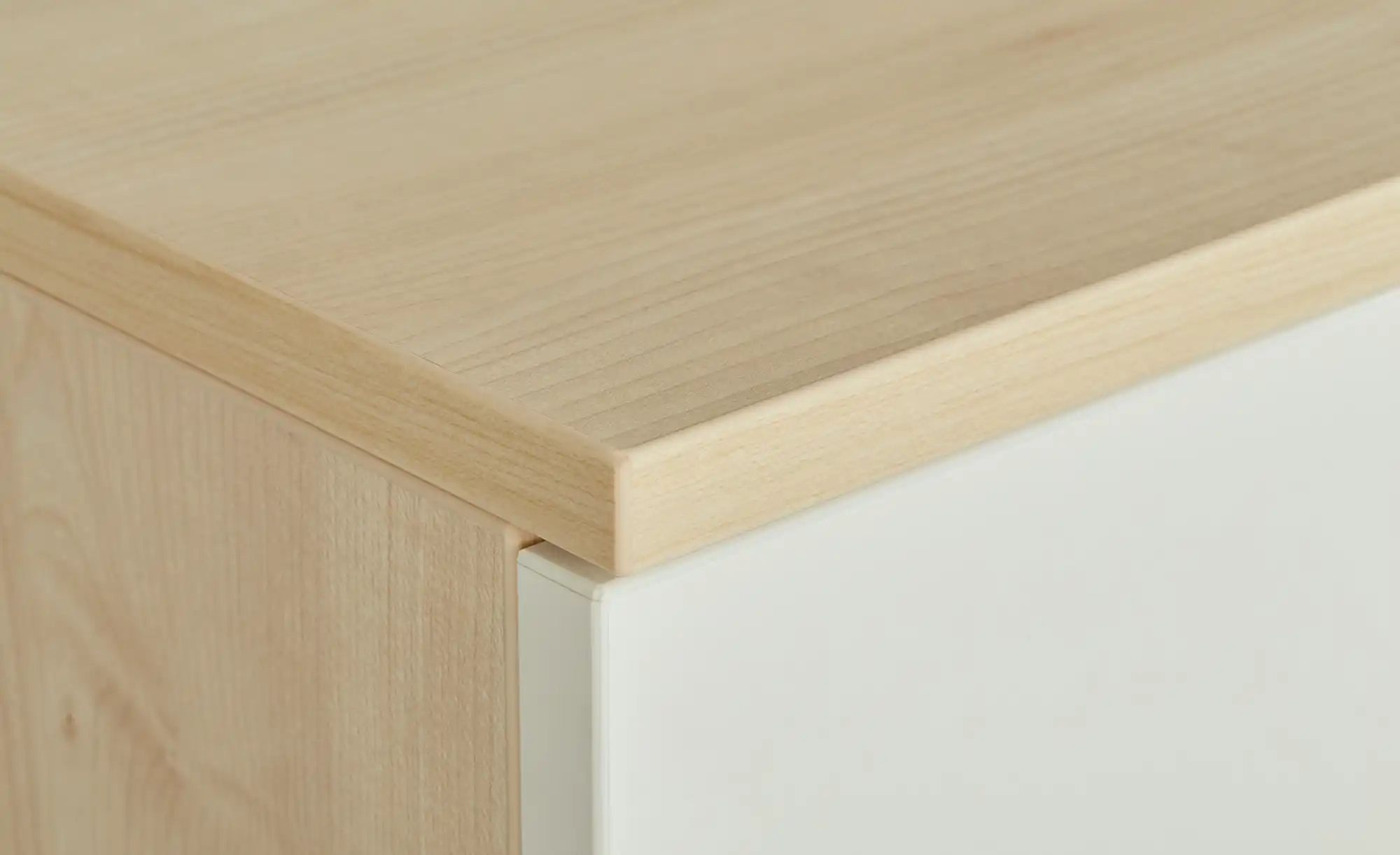 Hängeschuhschrank