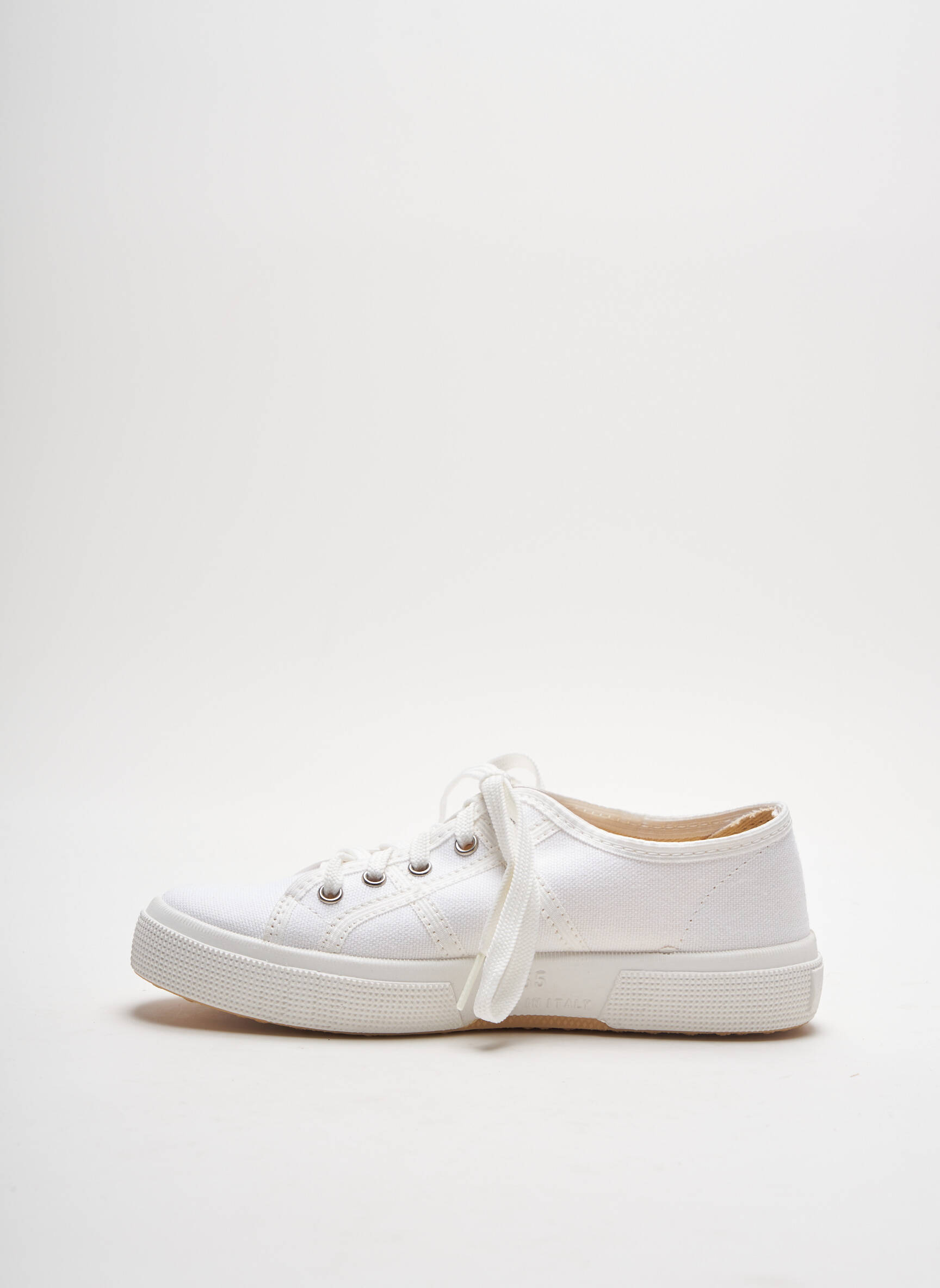 Blu Star Baskets Femme couleur blanc