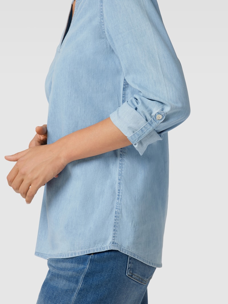 Jeansbluse mit V-Ausschnitt Modell 'Tencel' in hellblau