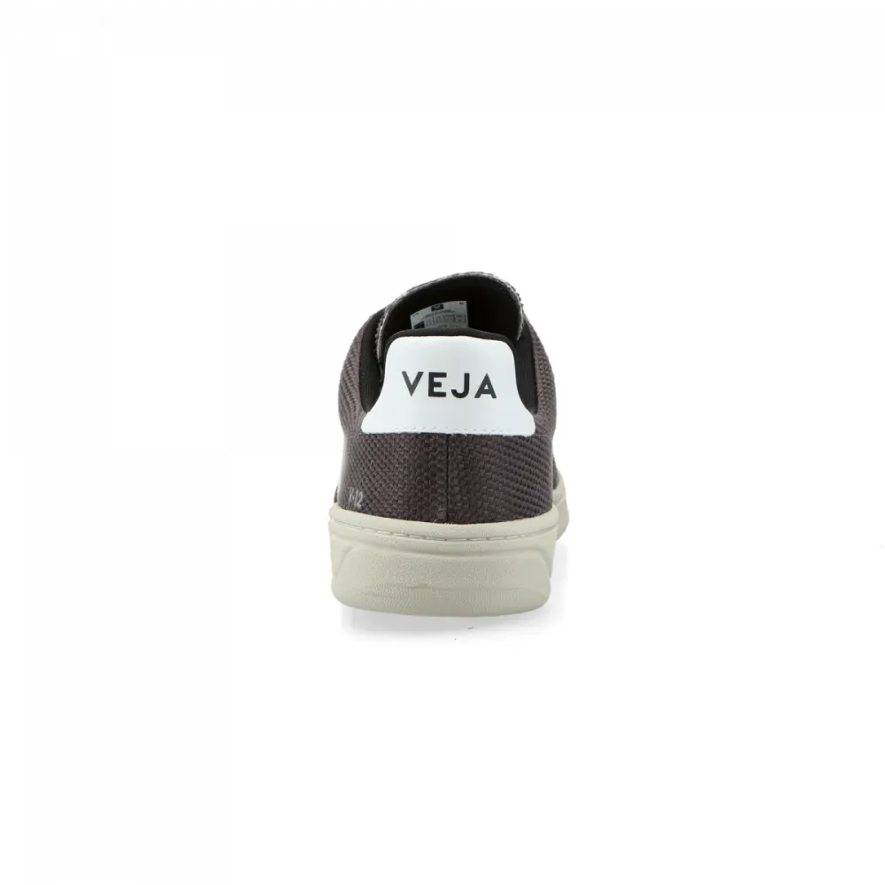 VEJA V 12 XD0102807 / grau