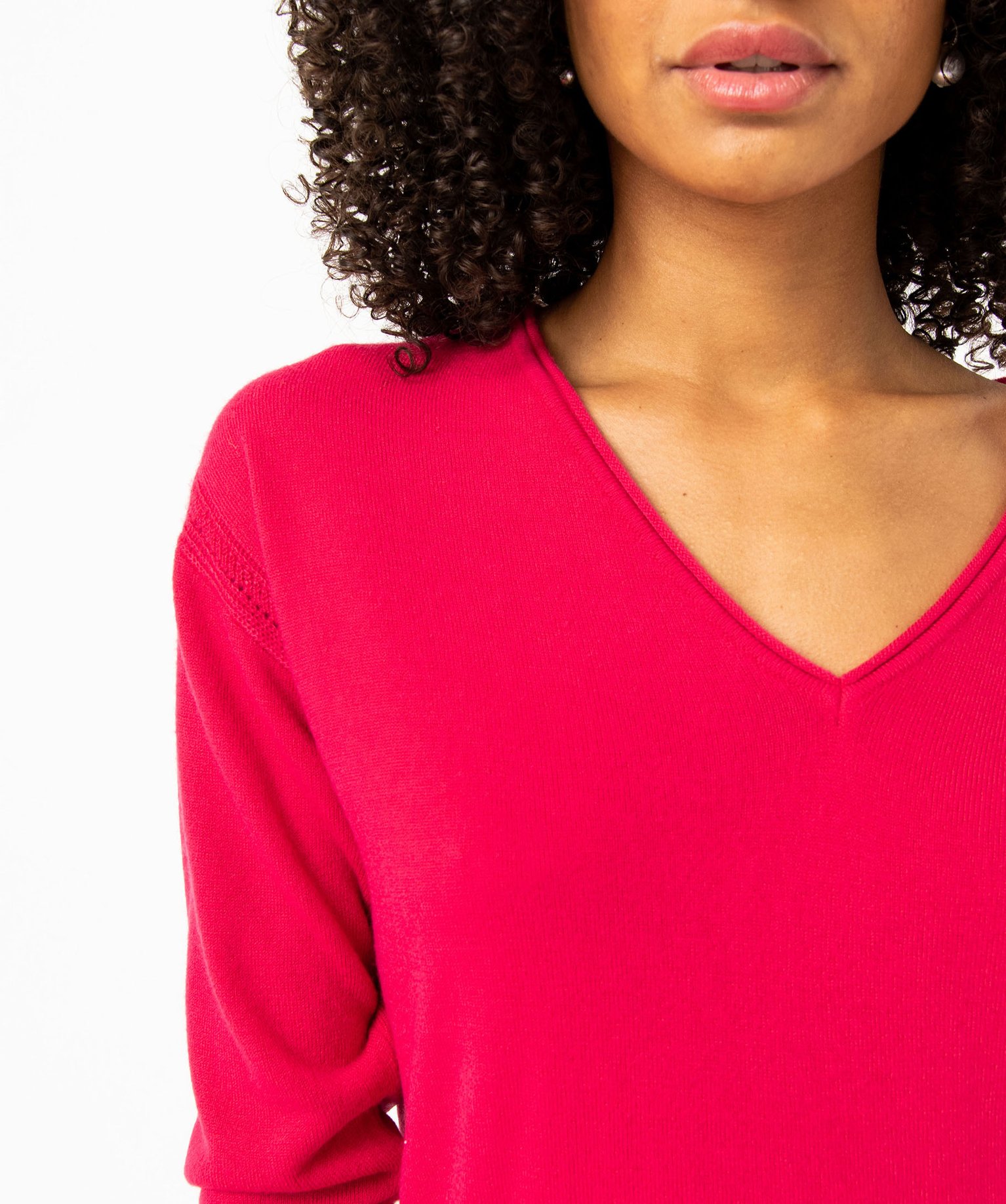 Pull femme en maille fine avec large col V rose | GEMO