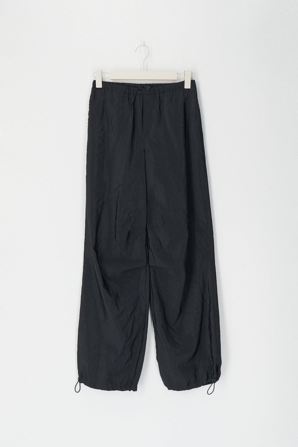 Parachute trousers