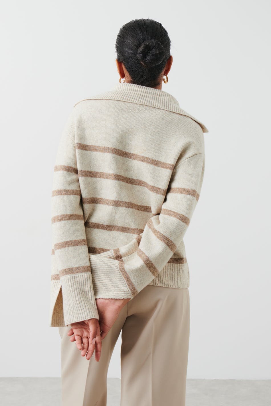 V-neck knitted sweater