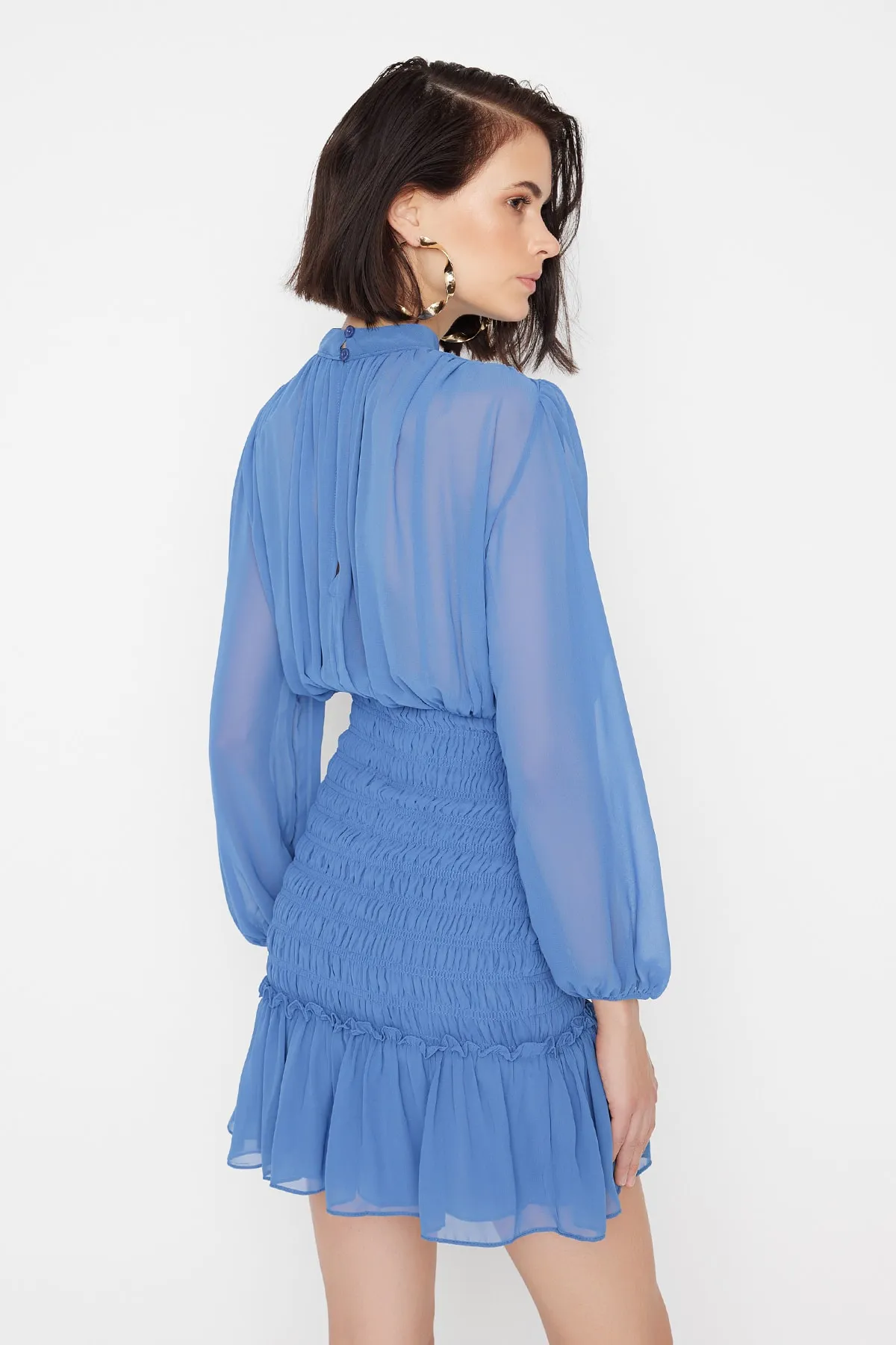 Trendyol Collection  Blauer Mini-Webrock in limitierter Auflage, gerüschtes Chiffon-Webkleid TWOAW23EL01462