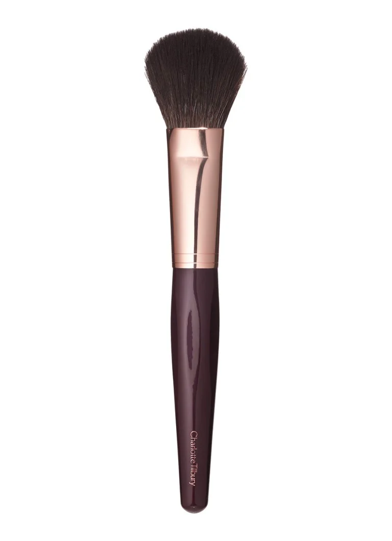 Pensulă pentru bronz și blush Charlotte Tilbury - Pensulă pentru bronz și blush