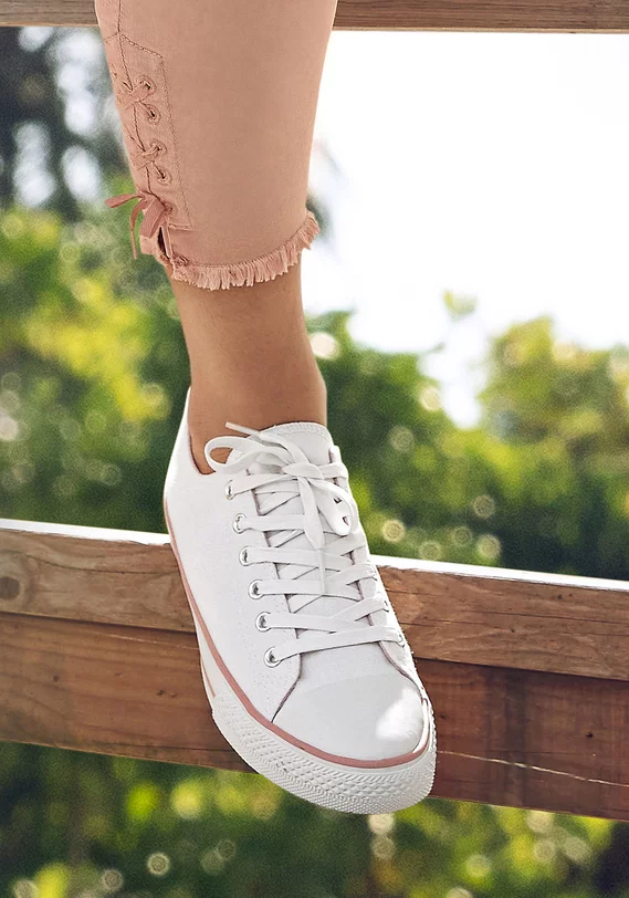 Sneaker