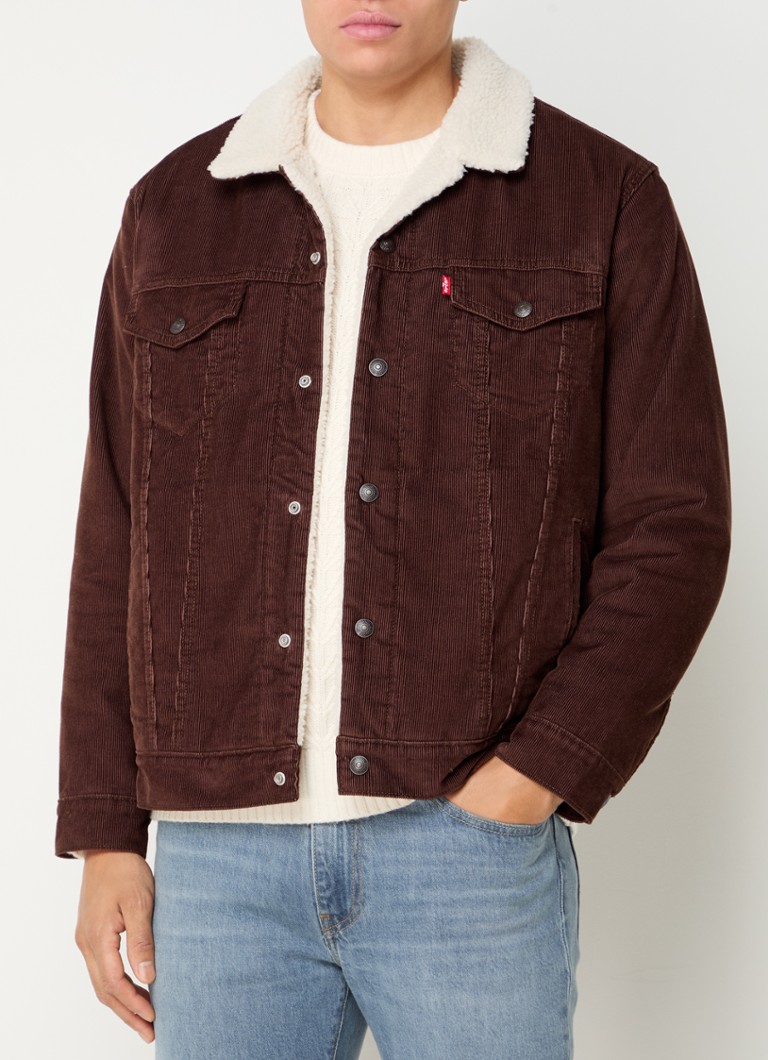 Jaqueta de veludo cotelê Levi's com forro de pelúcia.
