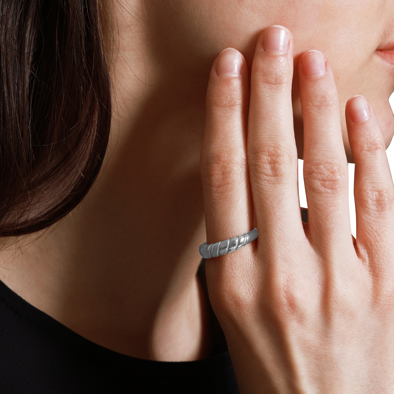 Anillo Heideman Naso, color plata pulida