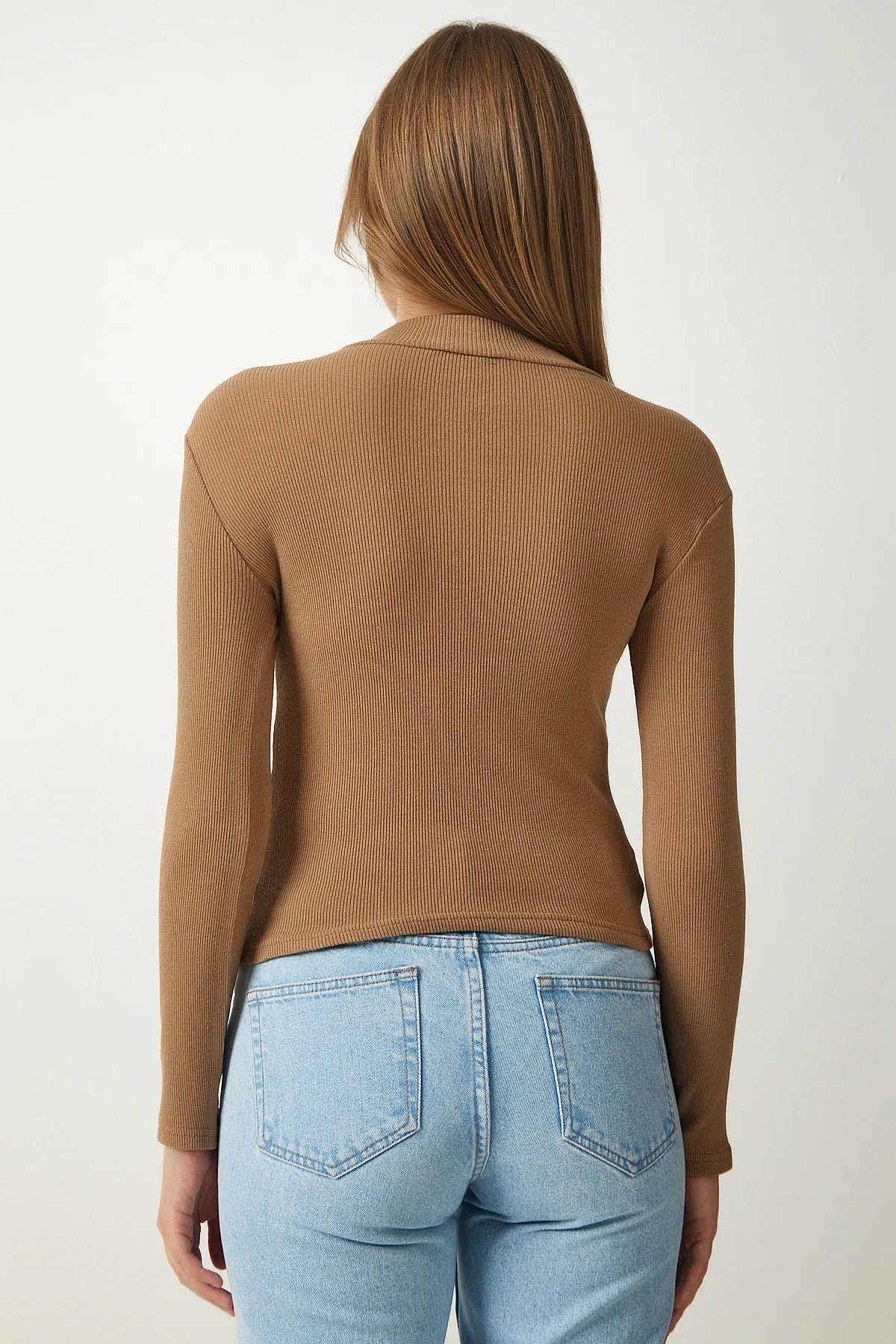 Happiness İstanbul  Braune Biscuit-Strickbluse mit Rollkragen im 2er-Pack für Damen GT00053