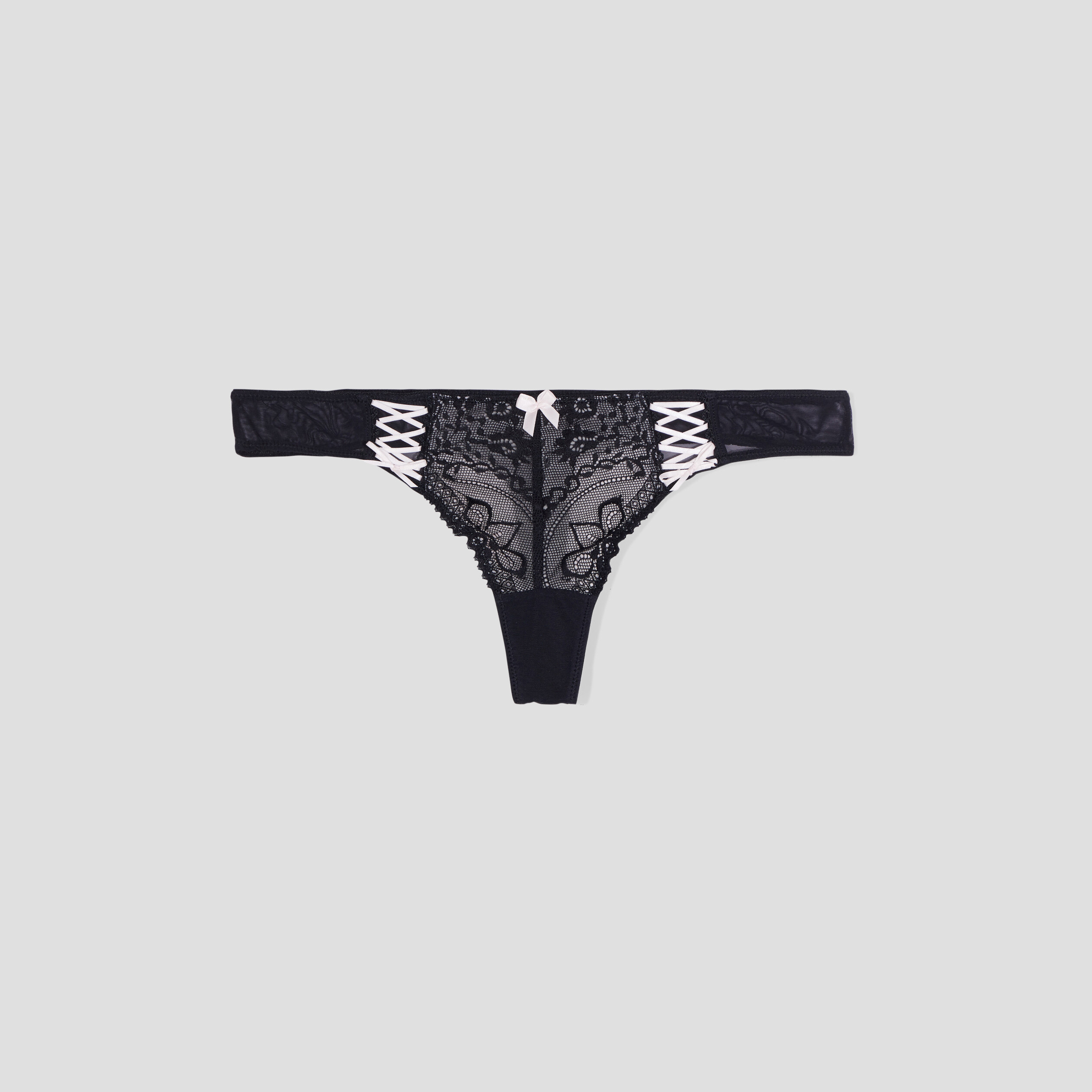 String en dentelle noir femme | La Halle