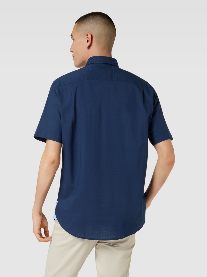 Freizeithemd mit Strukturmuster in marineblau