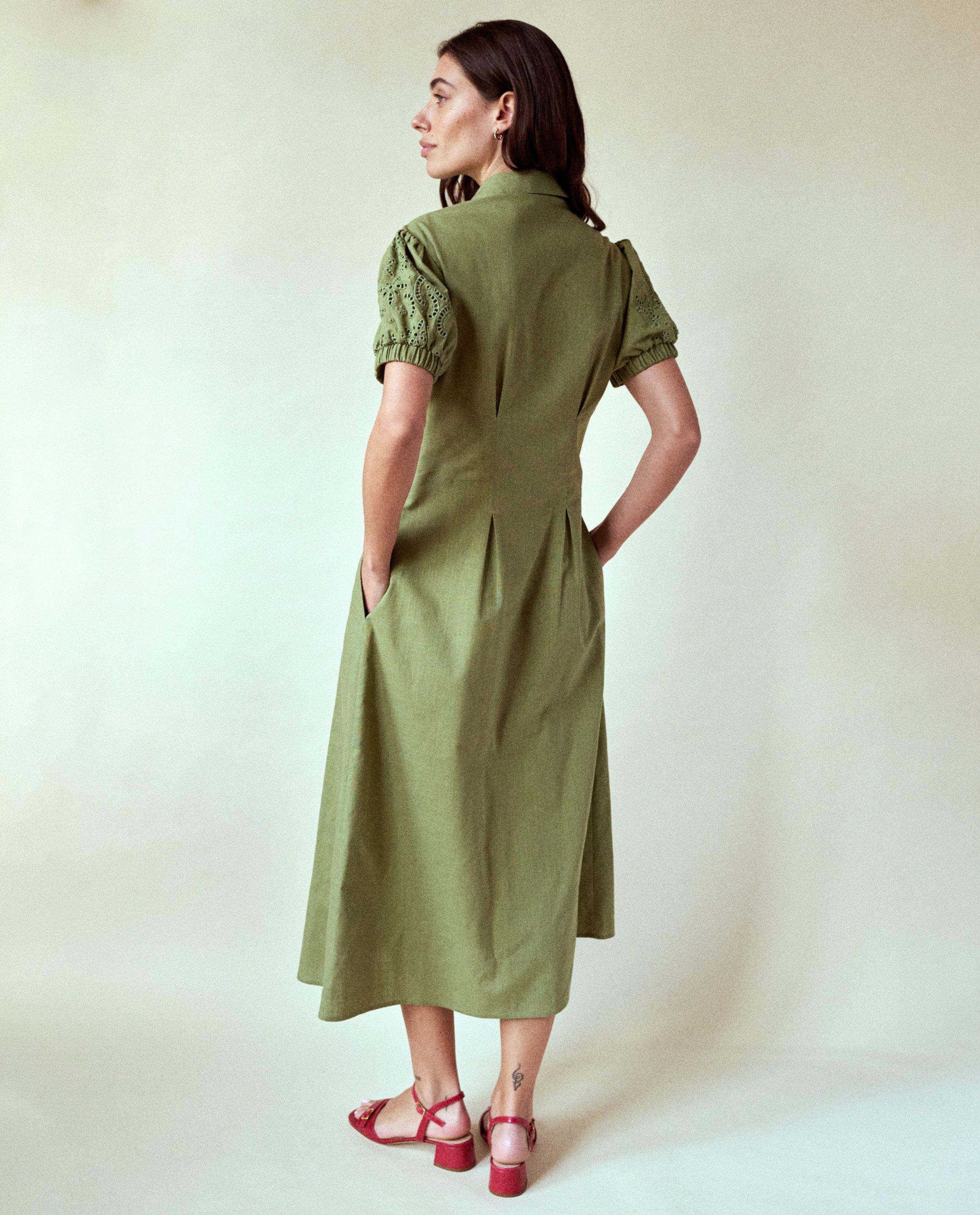 Thelma & Louise Jurk träffade broderie anglaise khaki
