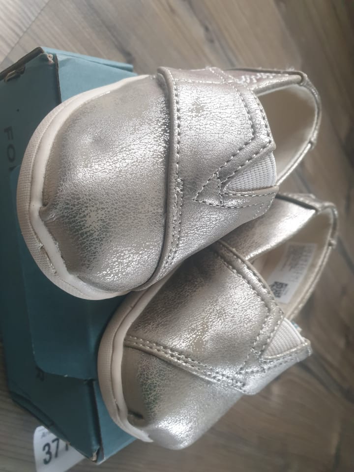 TOMS Slipper 