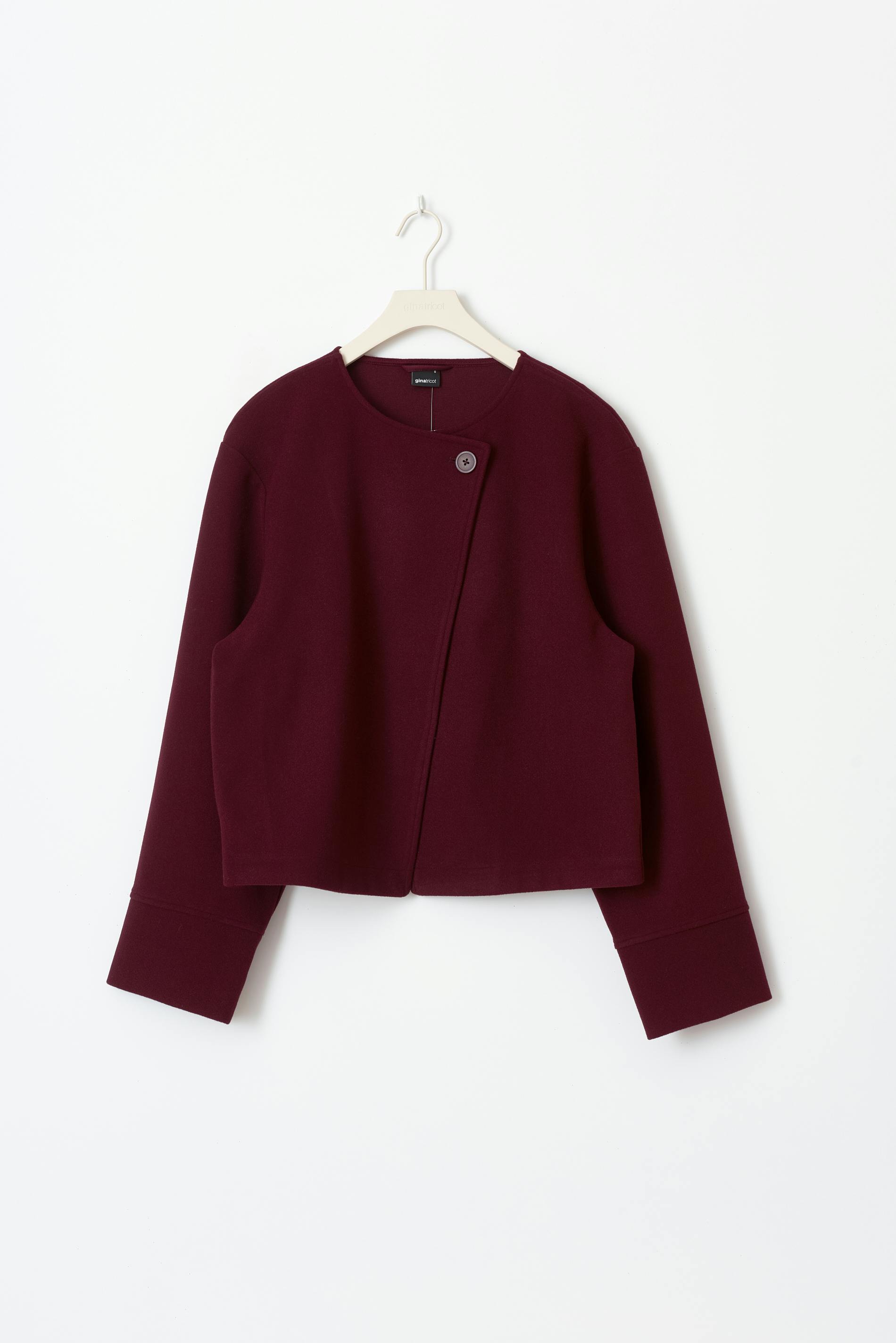 One button jacket