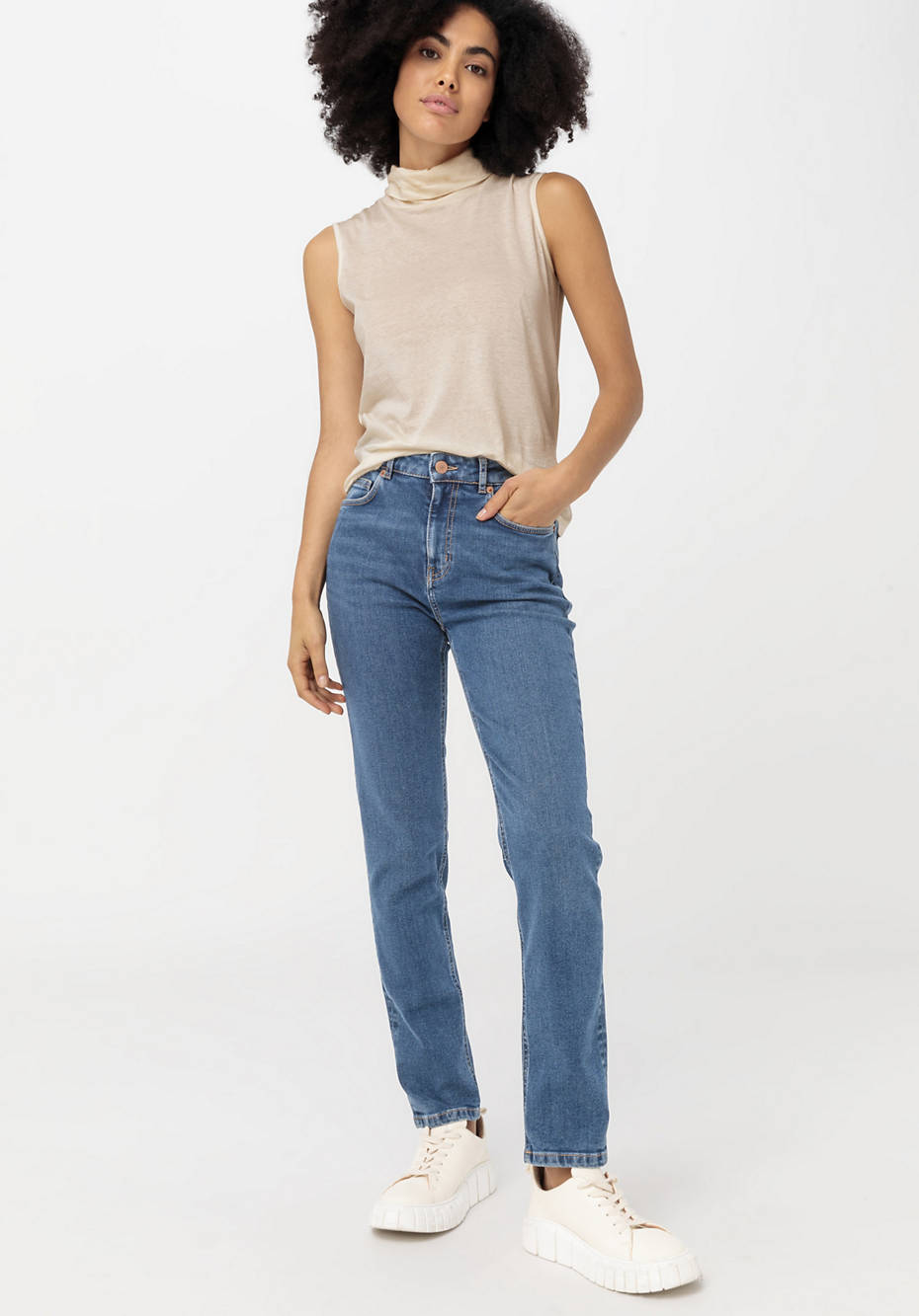 BetterRecycling Jeans High Rise Slim Fit aus Bio-Denim