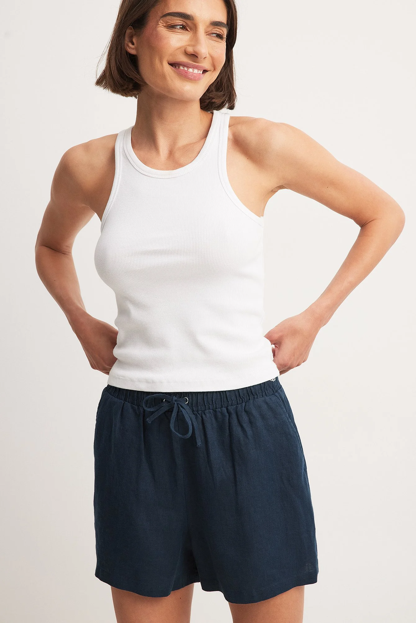 Leinen-Shorts mit elastischem Taillenbund