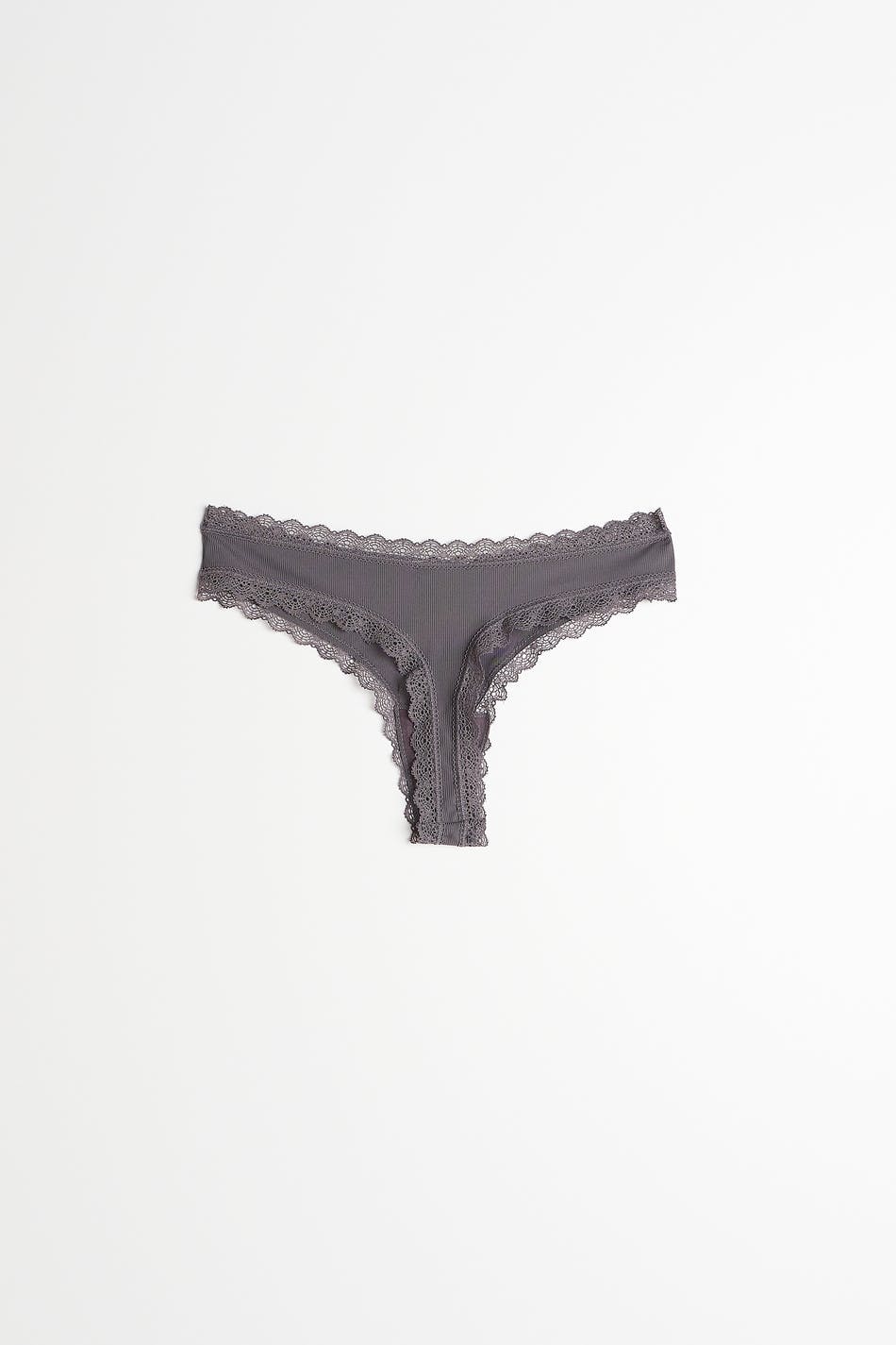 Rib string