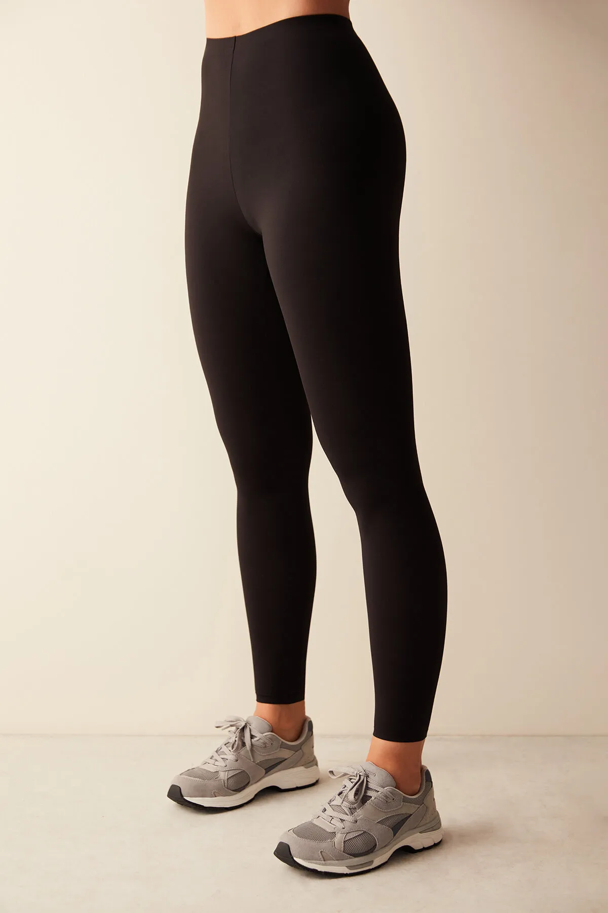 Penti  Schwarze Miracle Slimmer-Strumpfhose mit hoher Taille