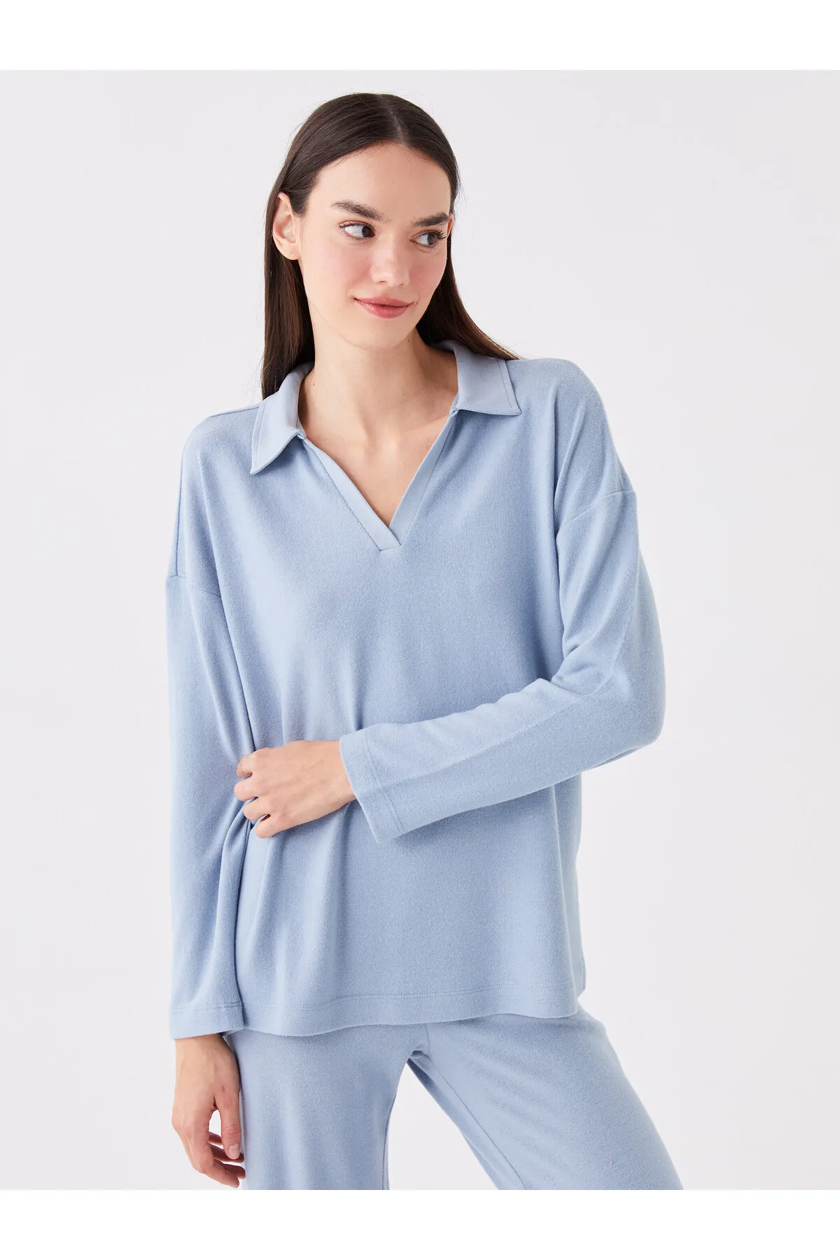 LC Waikiki  Einfarbiges, langärmliges Damen-Pyjama-Set mit Polo-Ausschnitt