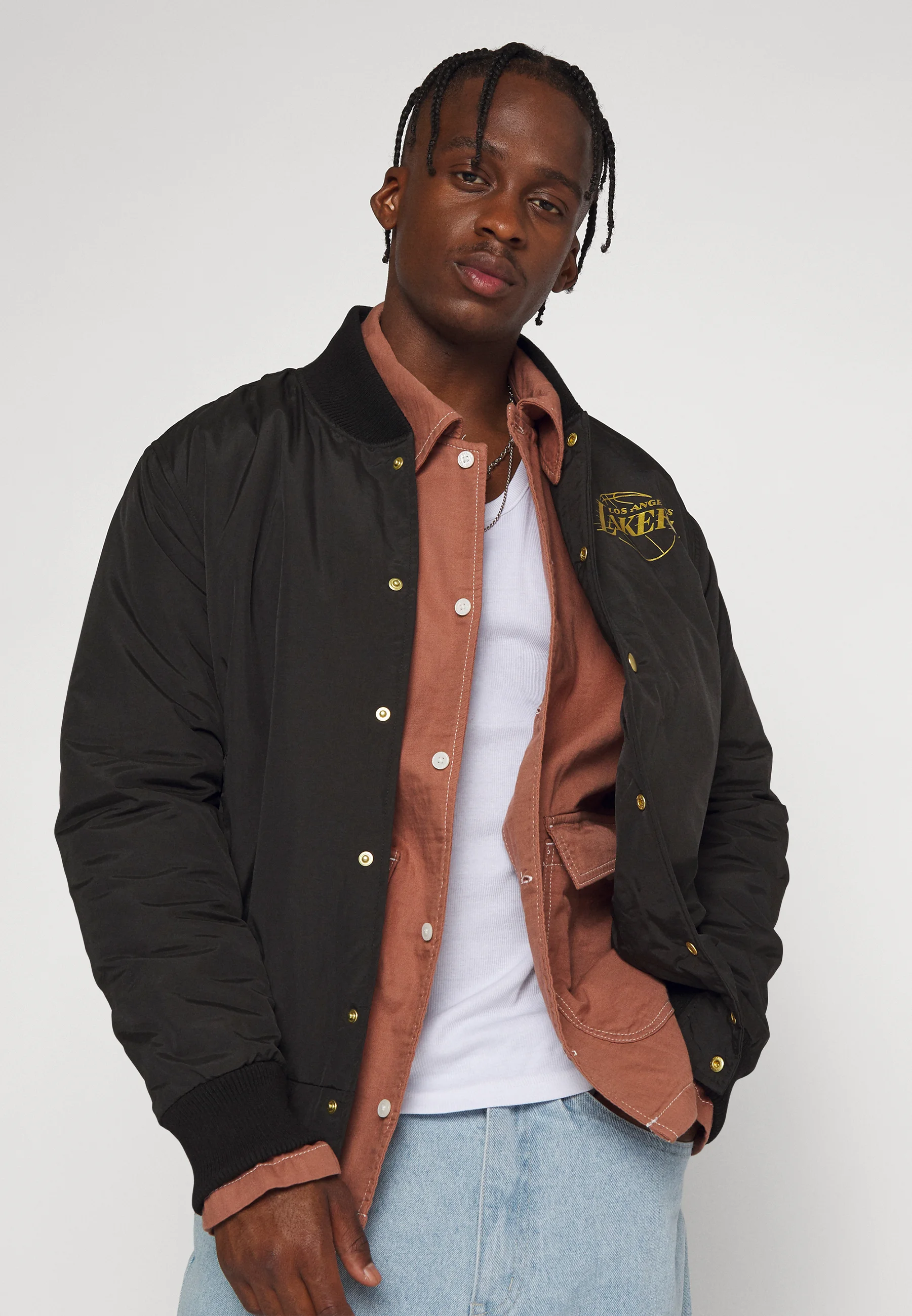 Chaqueta bomber con el logo de los Angeles Lakers de la NBA de New Era - Equipo