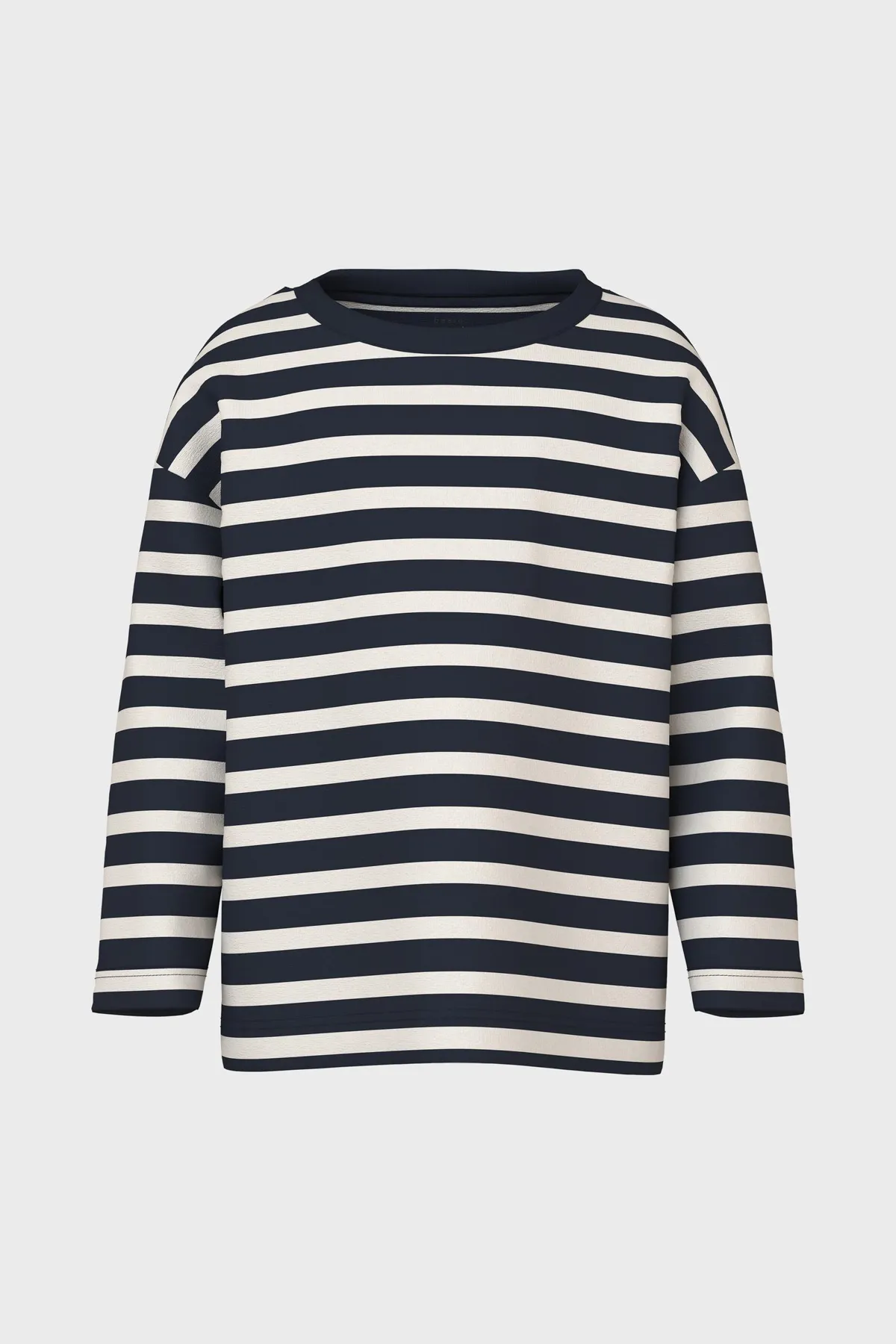 name ıt  Nmmvaksel Ls Boxy Top