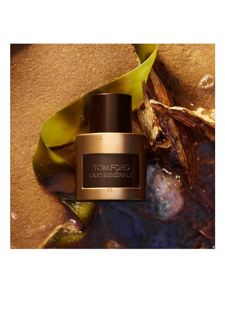 Minerální parfém Tom Ford Oud