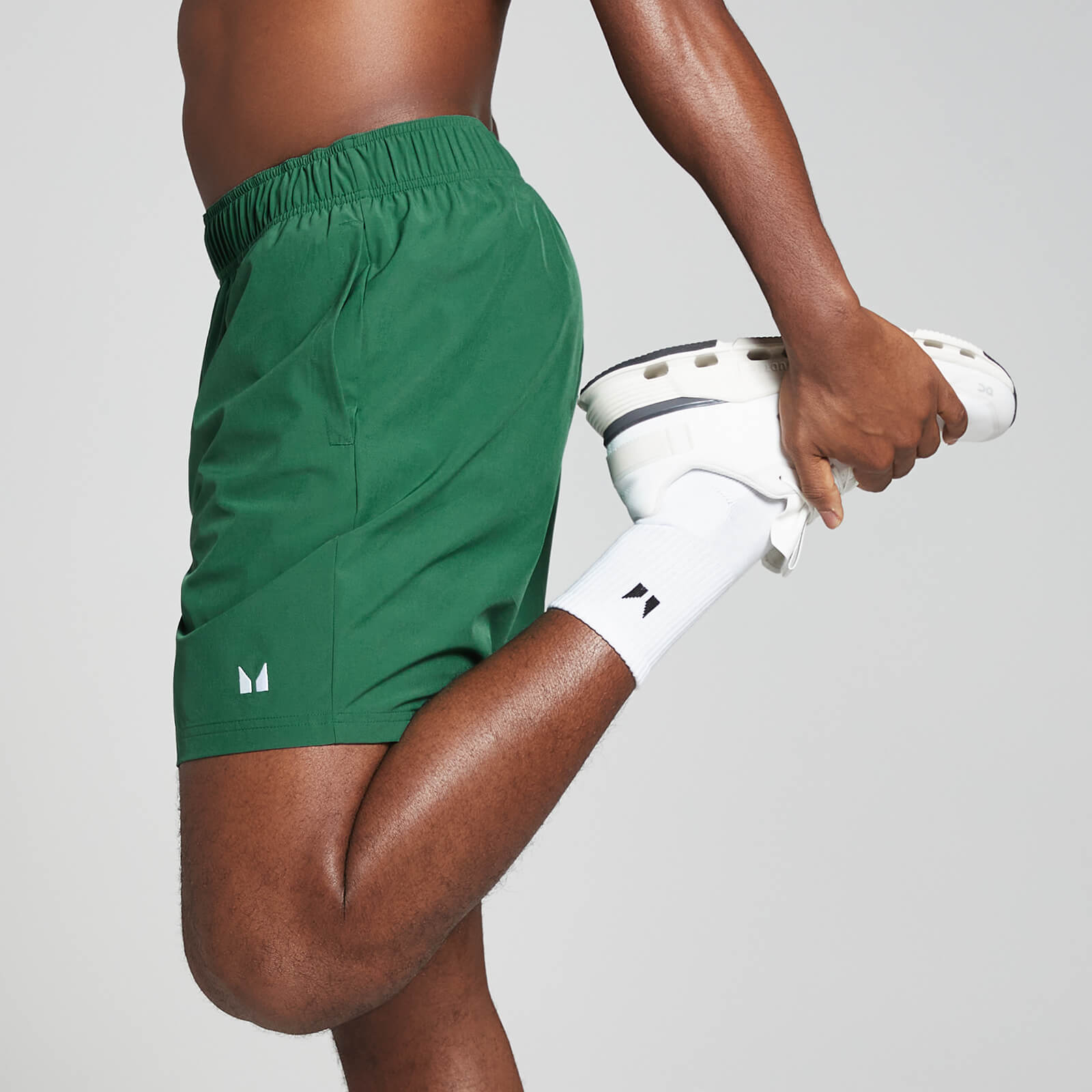 Short d’entraînement en matière tissée MP pour hommes – Vert kaki
