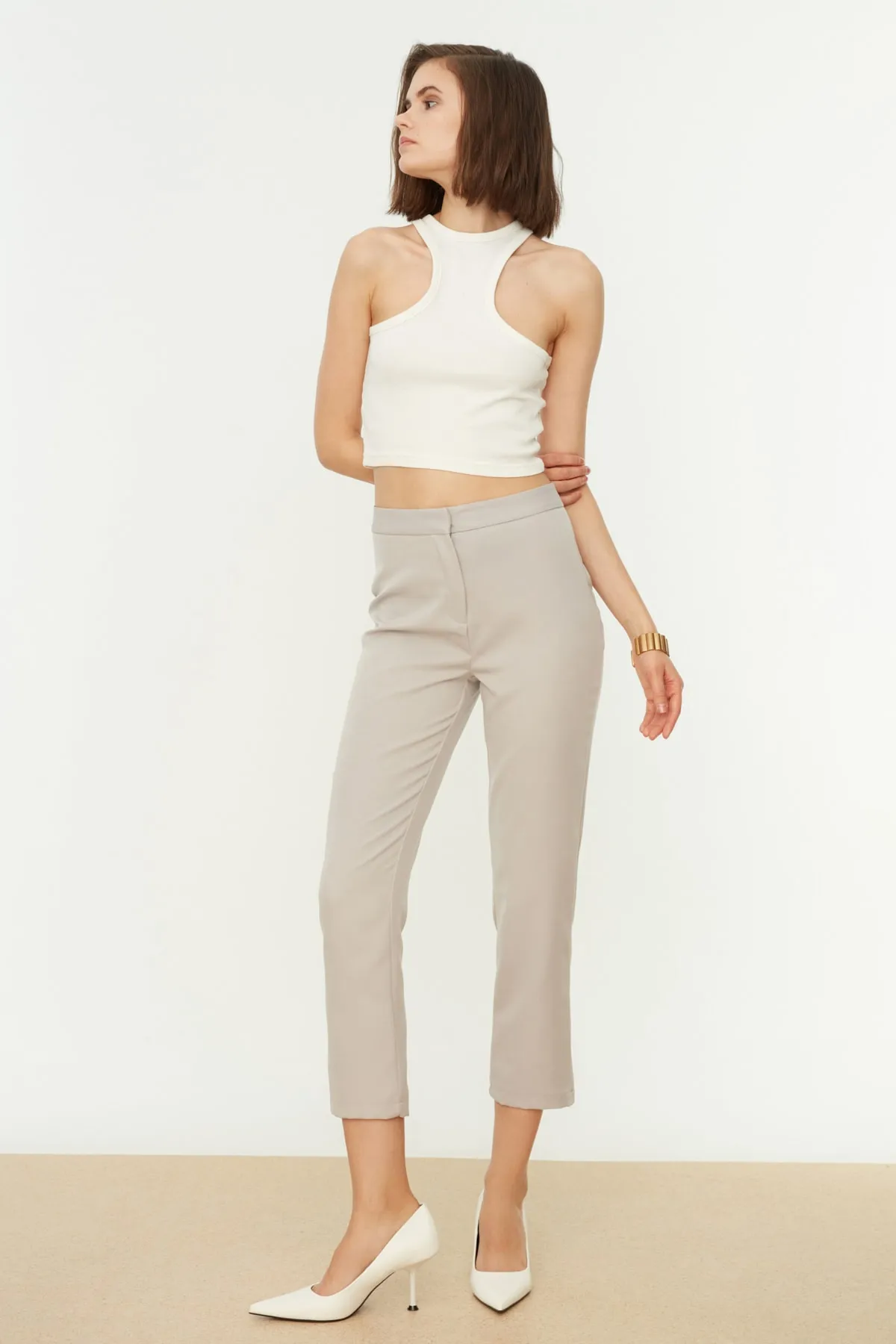 Trendyol Collection  Graue gewebte Zigarettenhose TWOSS20PL0075