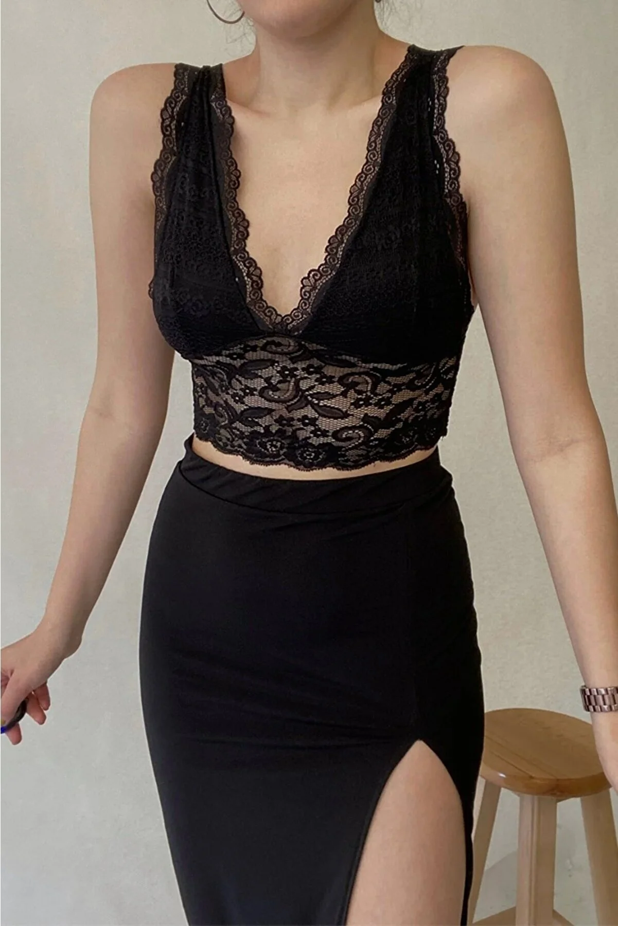 IŞILDA FASHION  Schwarzes Spitzen-Bralette
