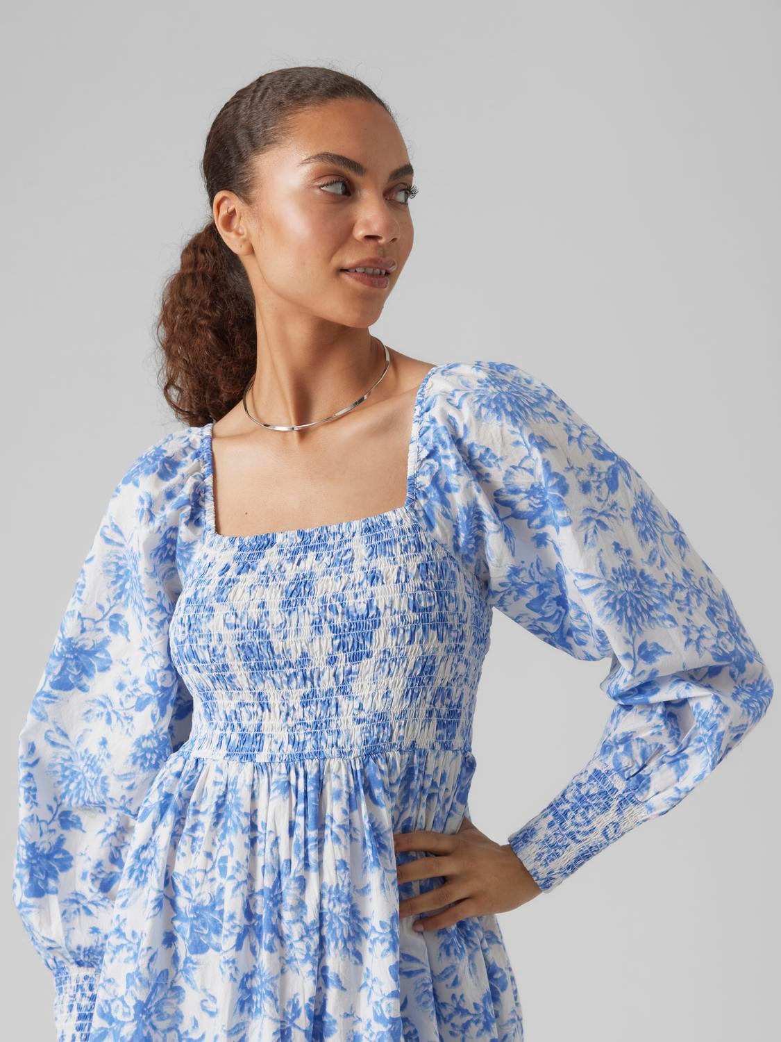 VMNOMIA Kurzes Kleid