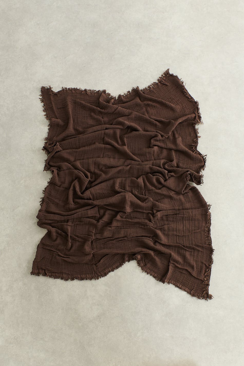 Gina crinkled blanket