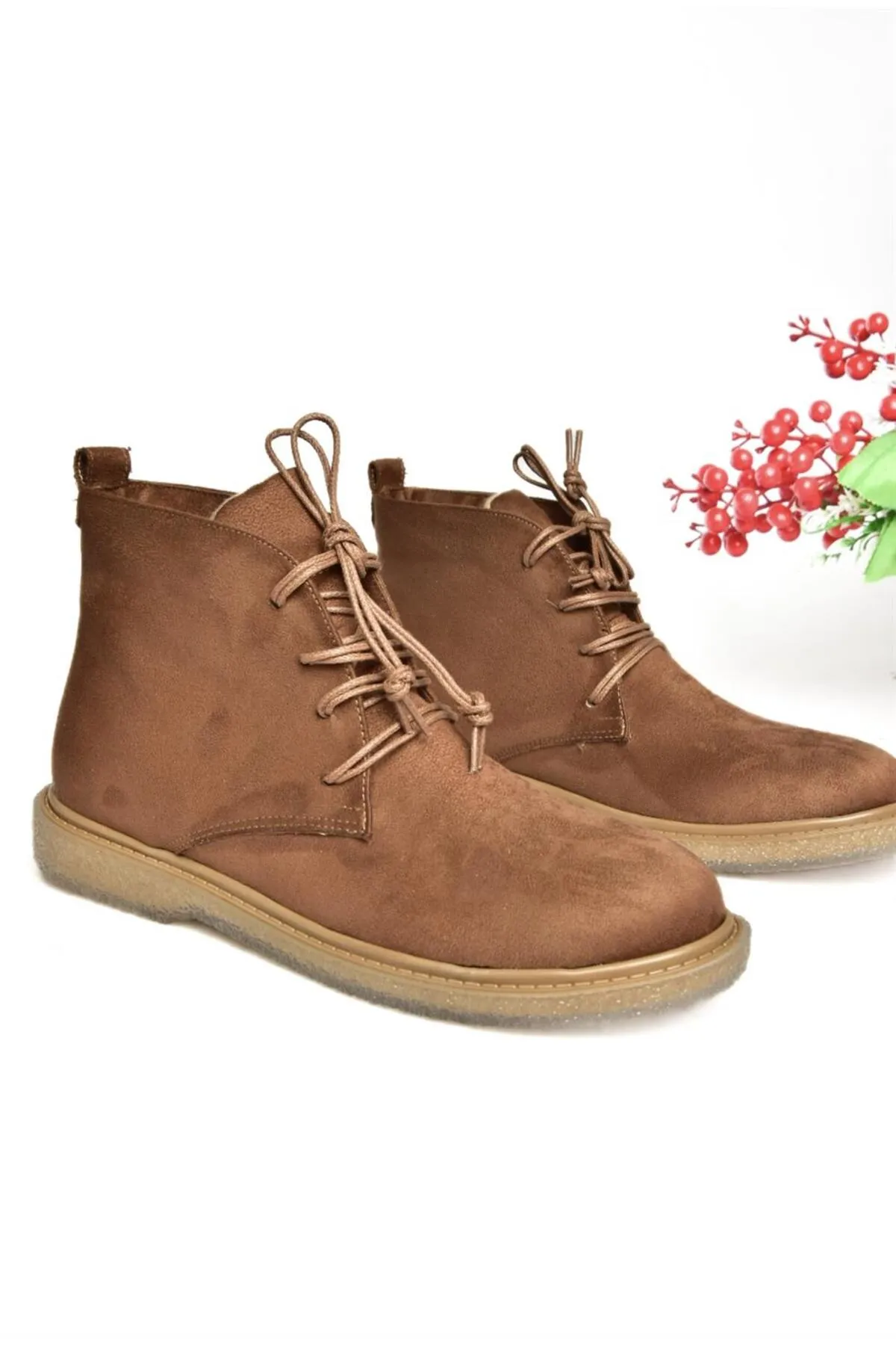 Fox Shoes  R374923202 Klassische Damenstiefel aus braunem Wildleder mit niedriger Sohle