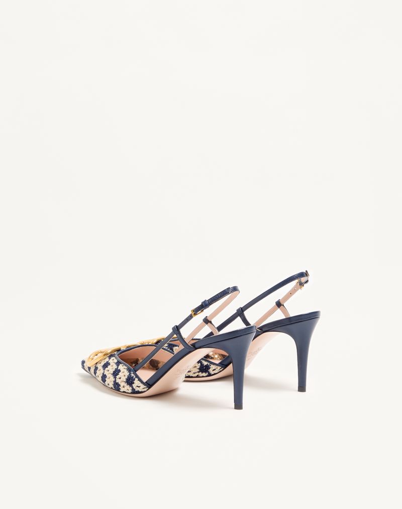 Sandália VLogo Signature Slingback Décolleté em tecido de crochê de 80 mm