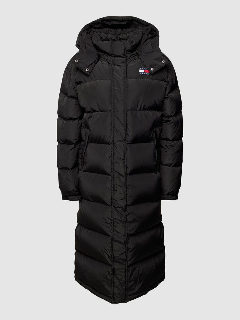 Steppmantel mit Kapuze in schwarz