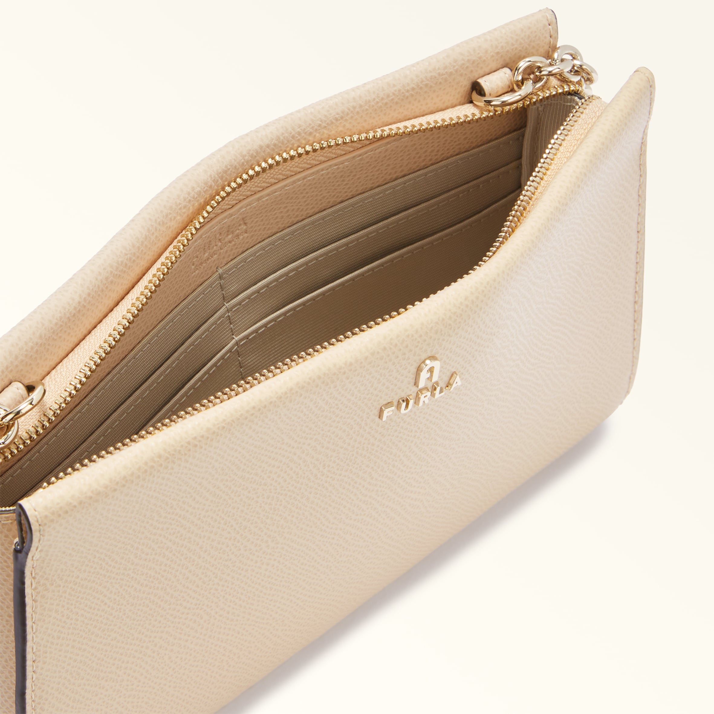 Camelia Furla