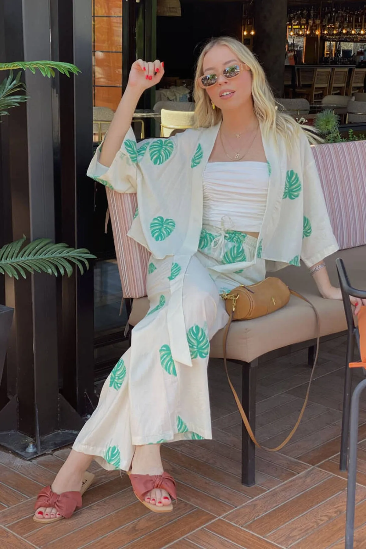 Laluvia  Kimono-Set mit grünem Blattmuster