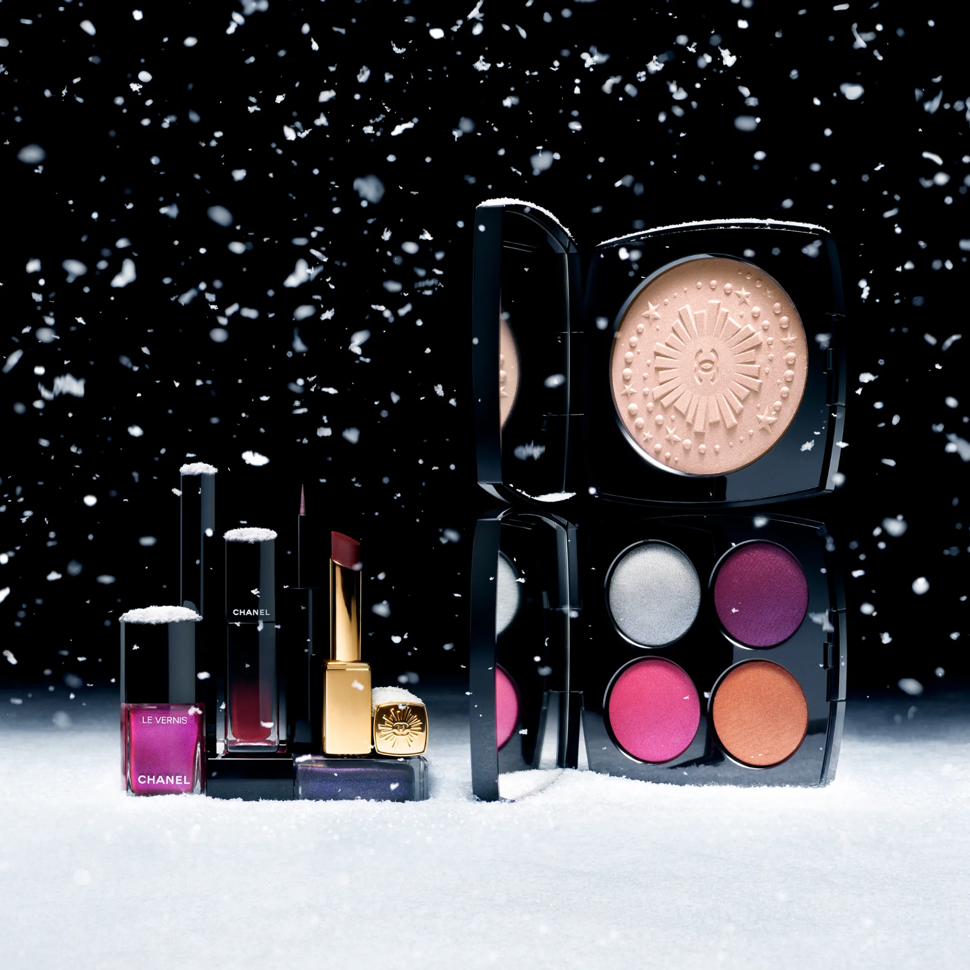 LE LINER DE CHANEL - ULTRAPRECIZ, HOSSZAN TARTÓ, VÍZÁLLÓ FOLYÉKONY SZEMHÉJTUS