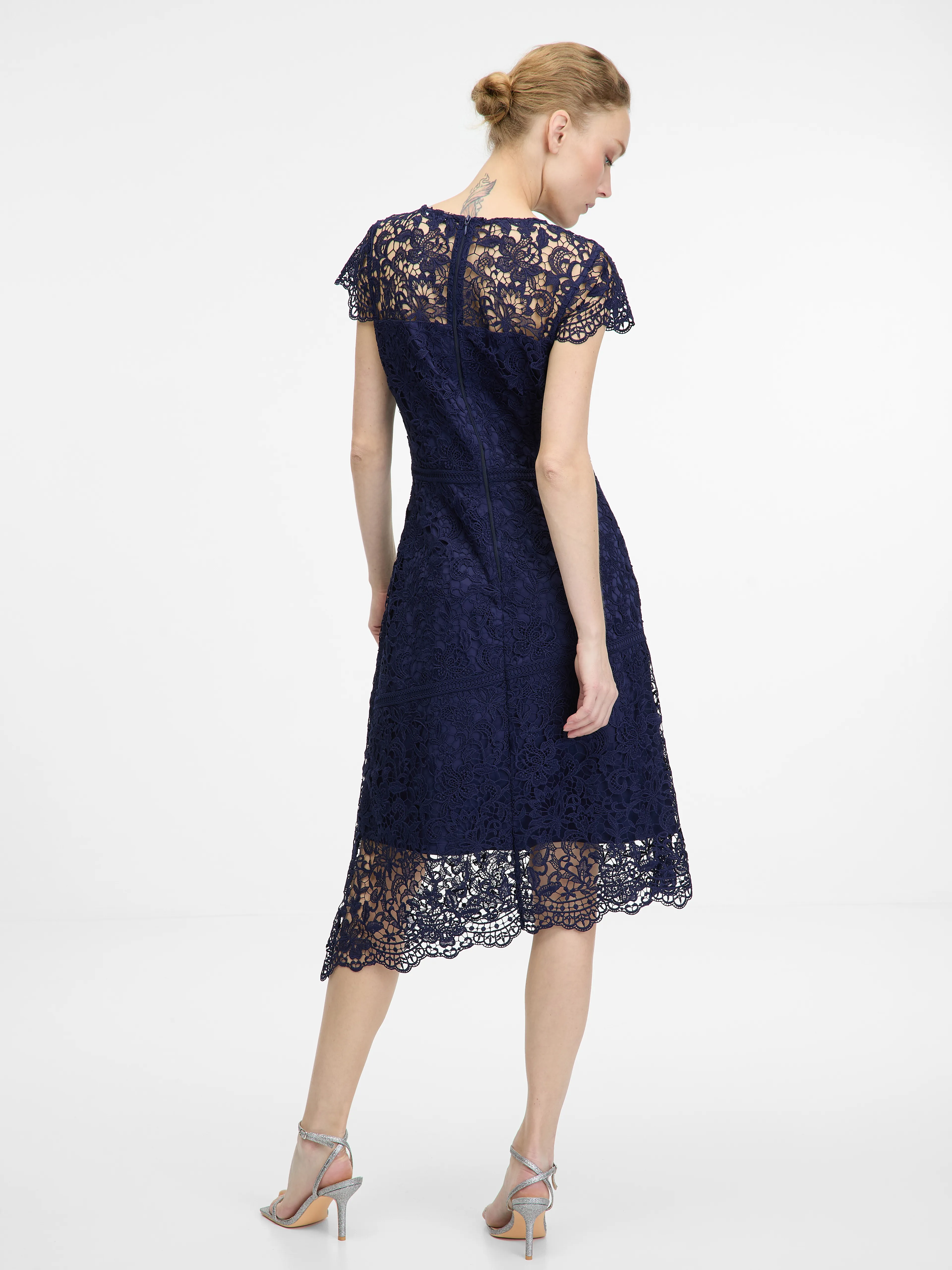 Dunkelblaues Damenkleid ORSAY