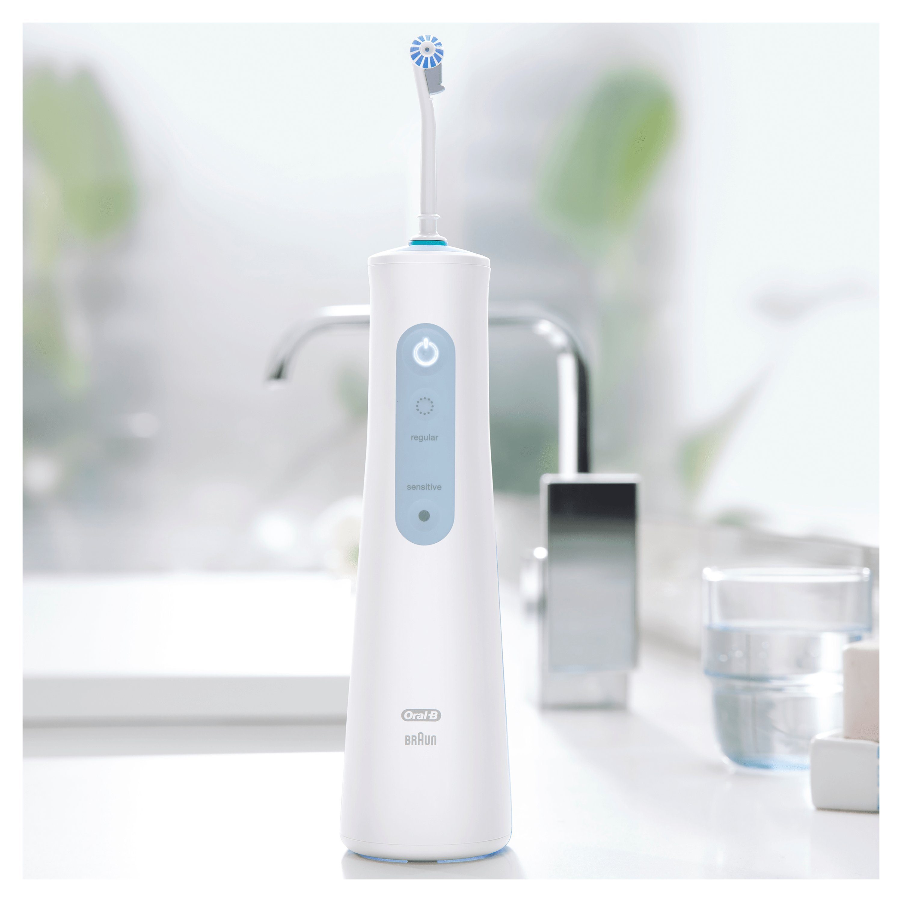 Oral-B Munddusche AquaCare 4, Aufsätze: 1 St., Oxyjet-Technologie, Mikroluftblasen, Zahnfleischgesundheit, kabellos