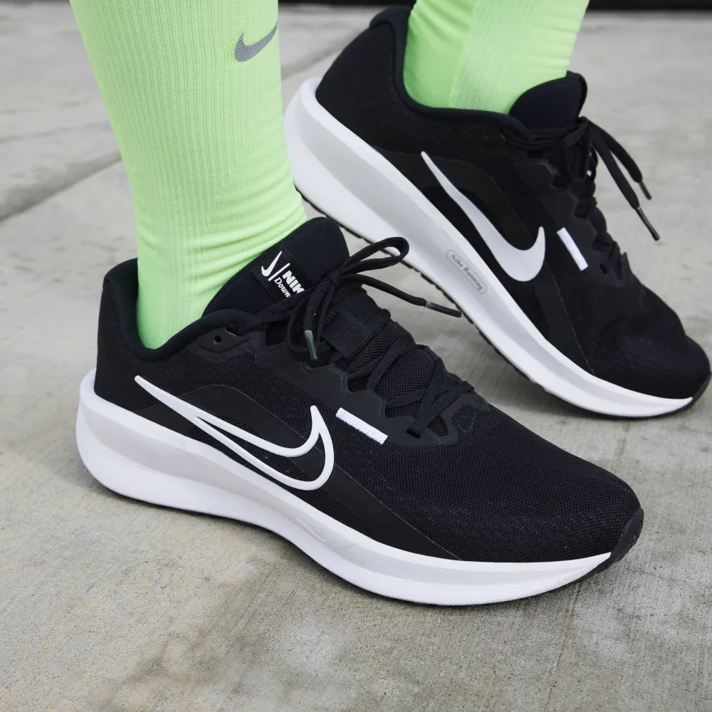 Nike Downshifter 13 FD6476-001 / schwarz
