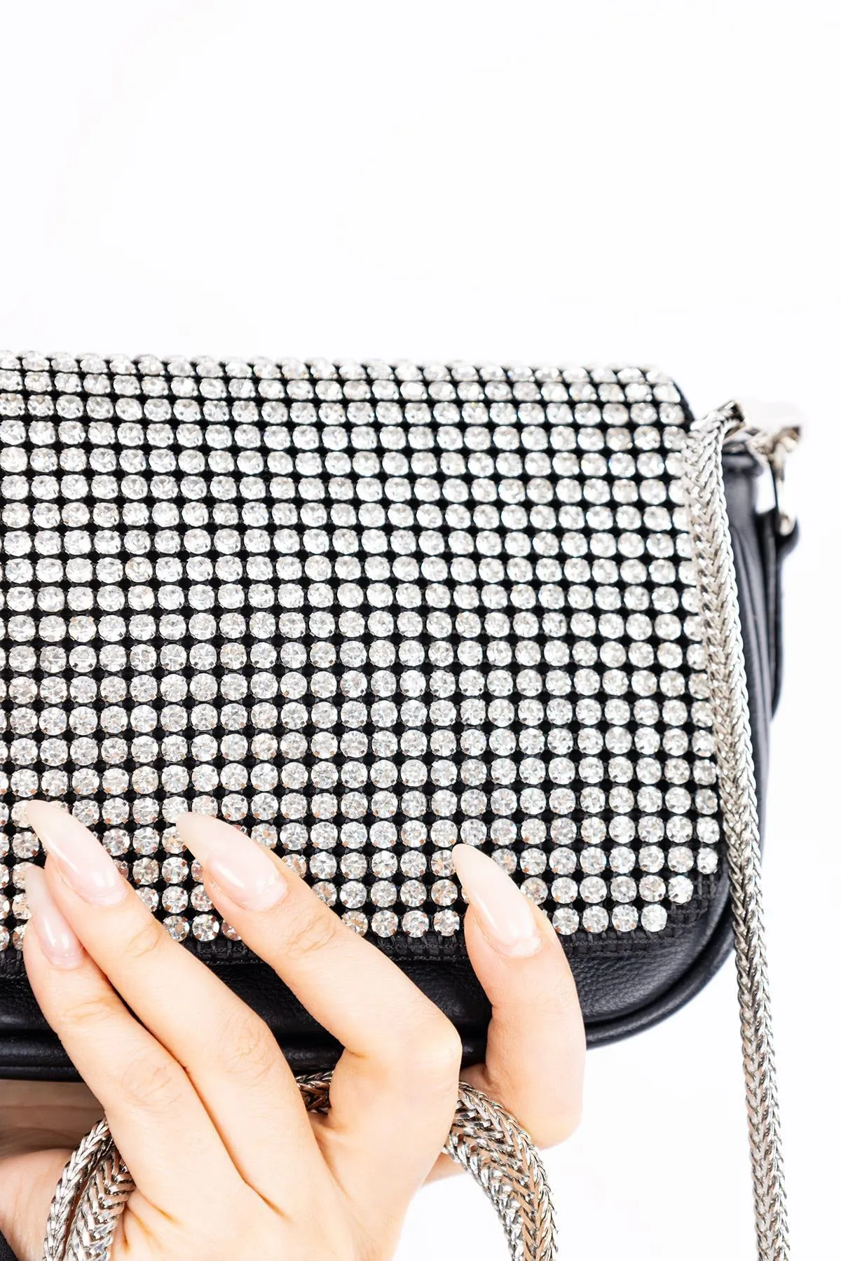 Getcho  Sanem Damen Abendtasche mit Kettenriemen und Steinstickerei
