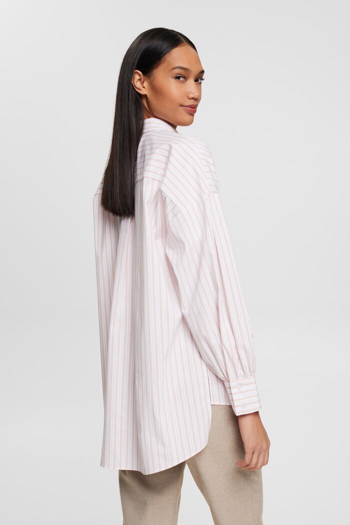Gestreifte Oversize-Bluse in High-Low-Form