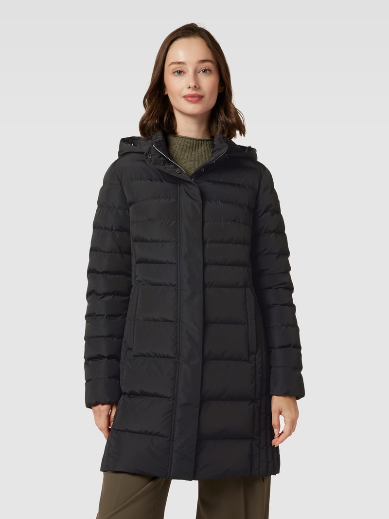 Steppjacke mit seitlichen Reißverschlusstaschen in schwarz