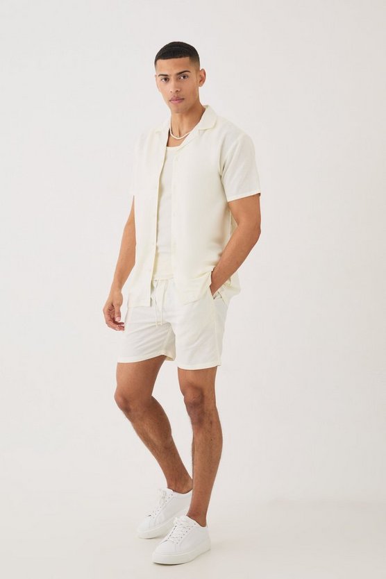 Kurzärmliges Leinen-Hemd & Shorts