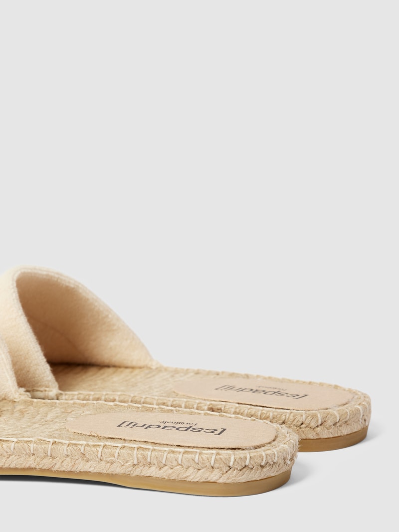 Pantoletten mit breitem Riemen Modell 'Frotté' in offwhite