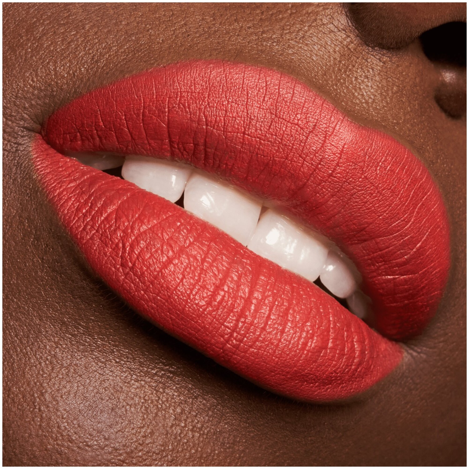 Essence 8h MATTE comfort