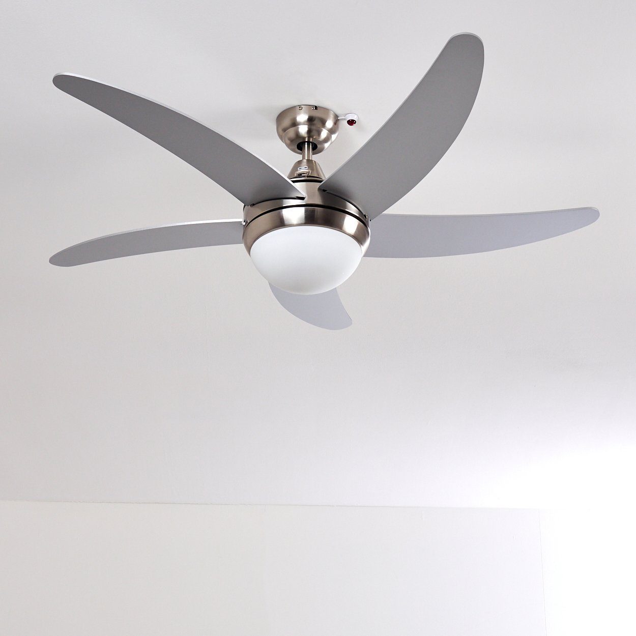 hofstein Deckenventilator Quarto Deckenventilator aus Metall/Holz/Glas in Nickel-matt/Silber