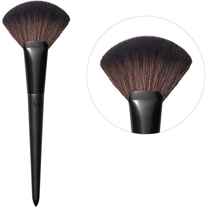 Fluffy Fan Powder Brush V112