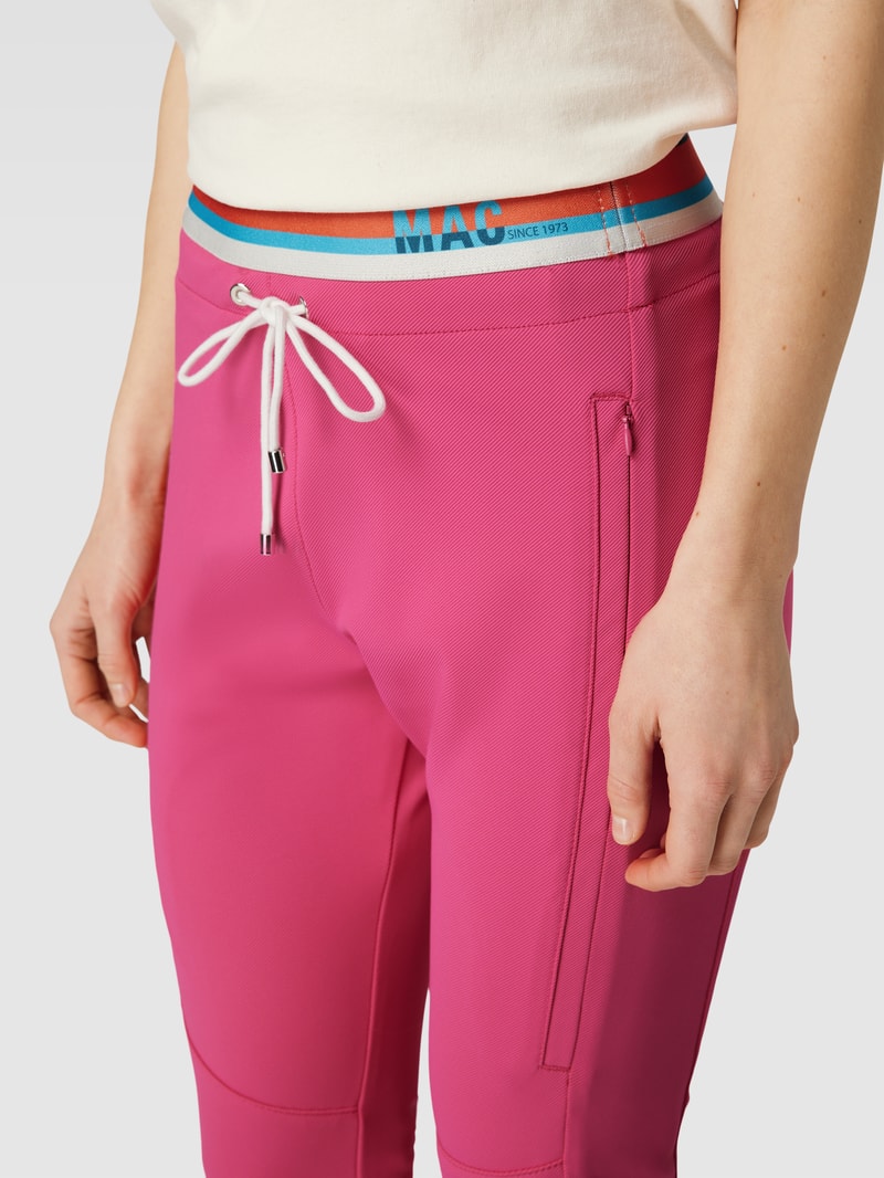 Sweatpants mit Teilungsnähten Modell 'FUTURE 4.0' in pink